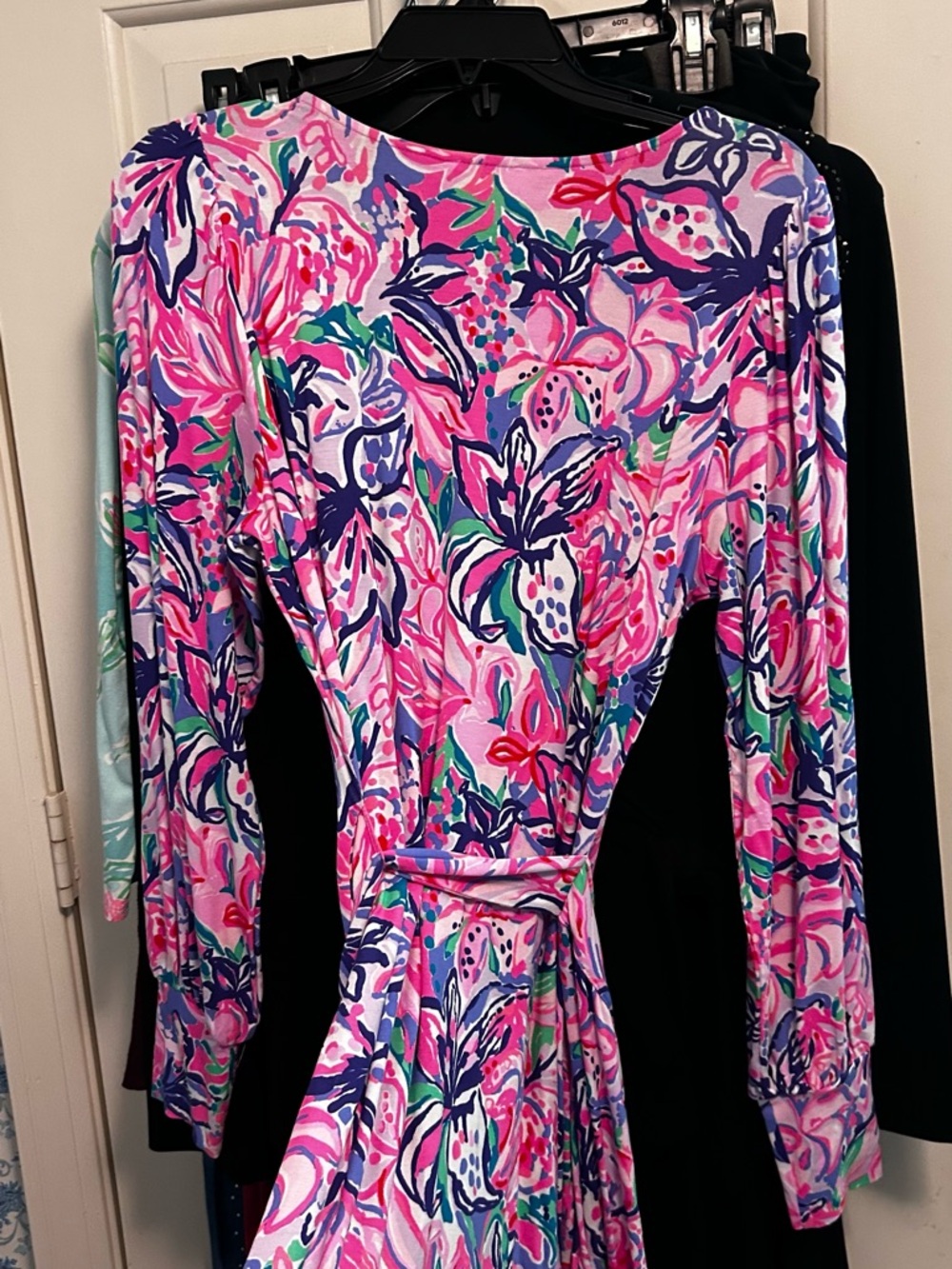 NWT Lilly Pulitzer NWT Pink Multi Floral V-Neck Dress L/S Size Medium Send Offer - Picture 6 of 6